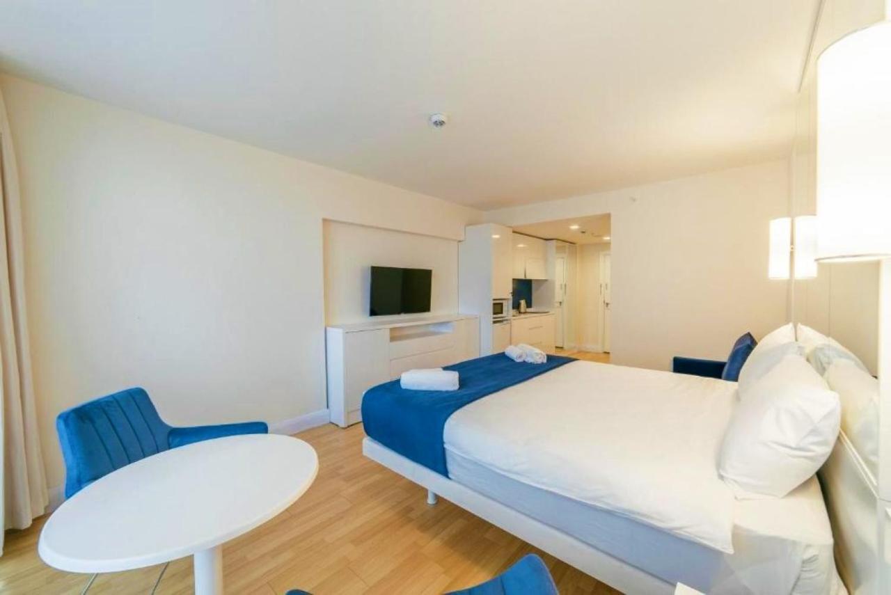 Luxury Sea View Apartments In Orbi City Batoumi Extérieur photo