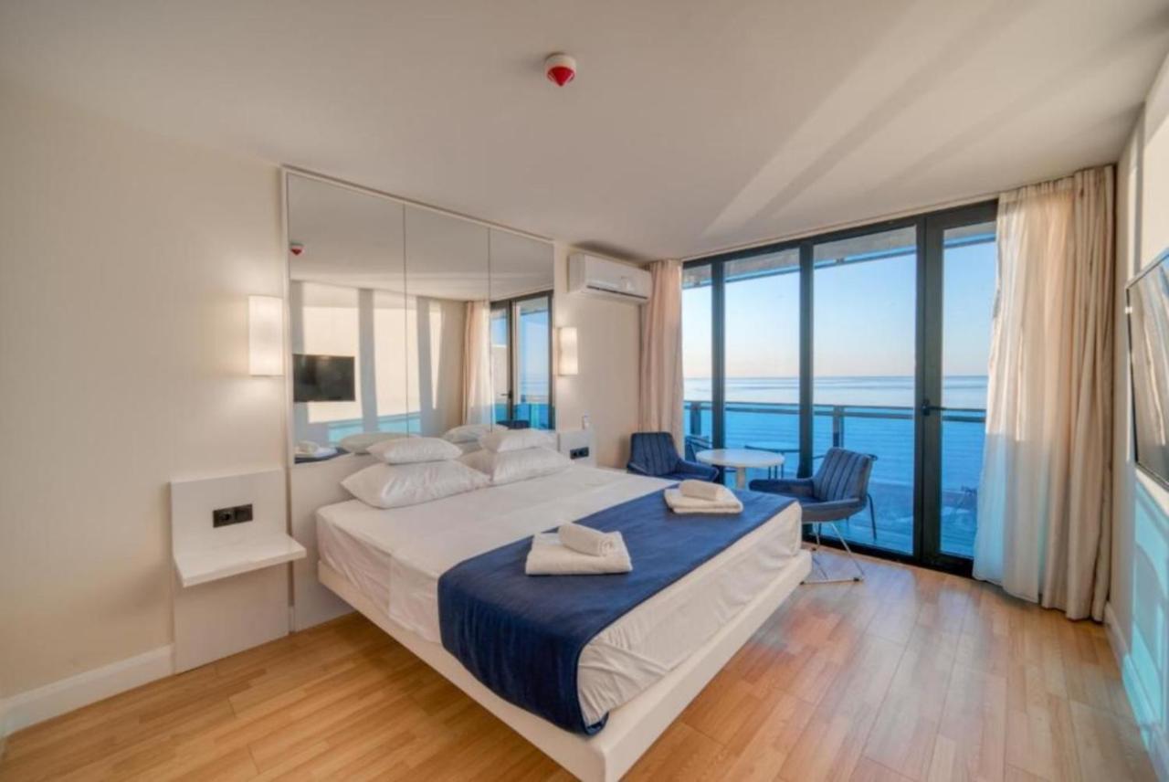 Luxury Sea View Apartments In Orbi City Batoumi Extérieur photo