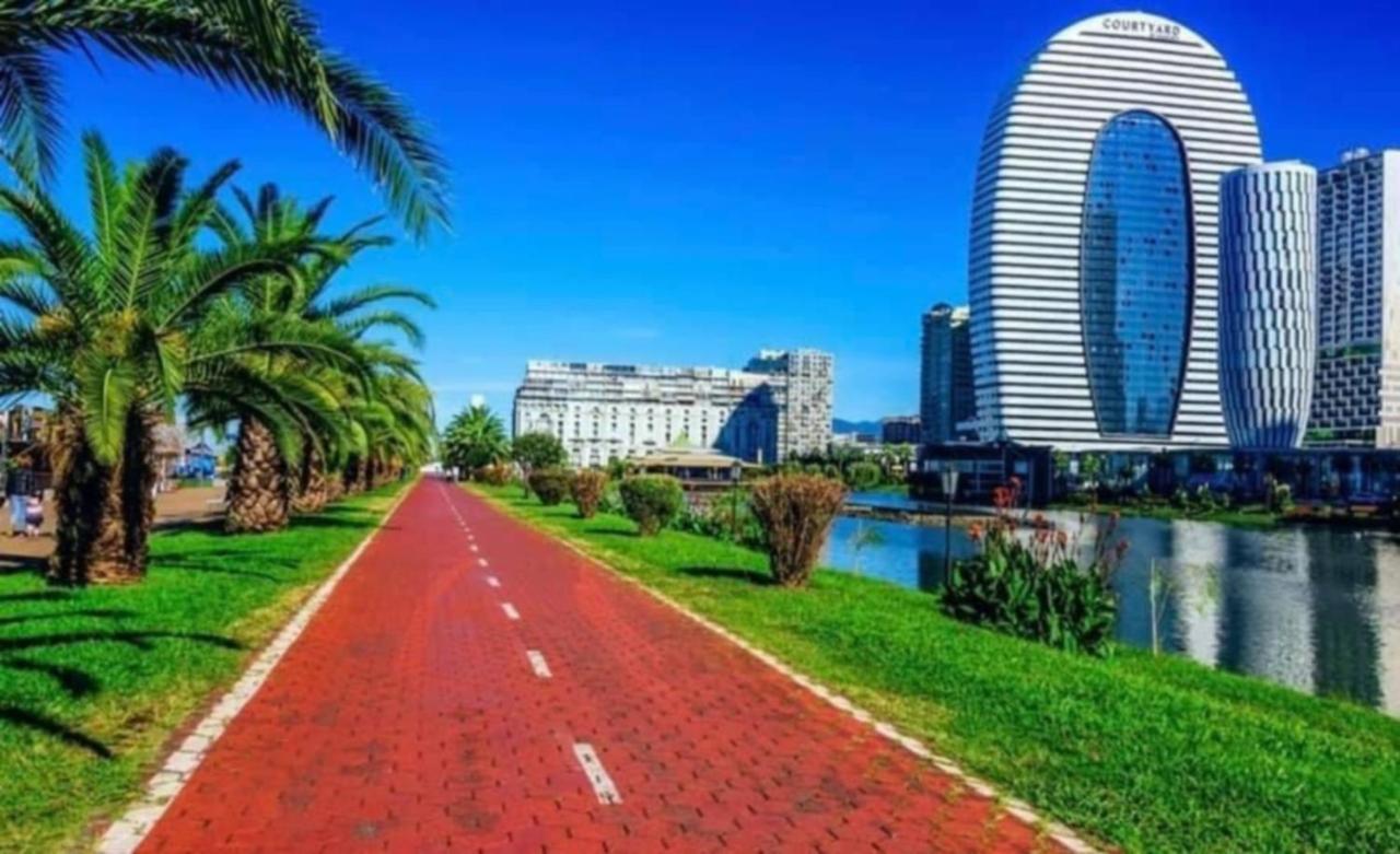 Luxury Sea View Apartments In Orbi City Batoumi Extérieur photo